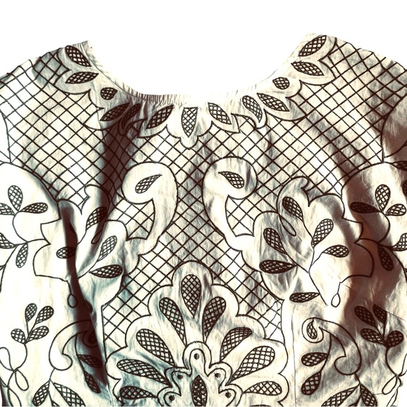 Anthropologie NWT Embroidered Smocked Puff Sleeve Top Blouse M - Picture 5 of 12